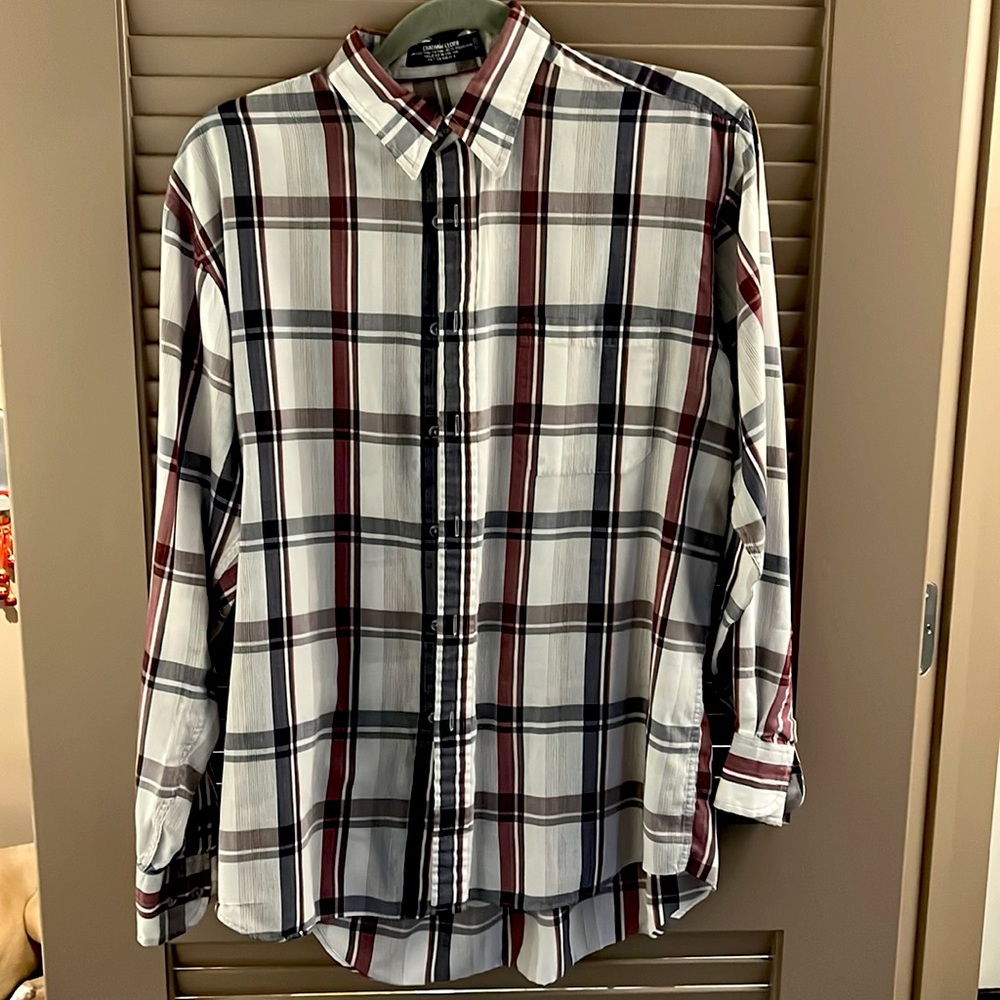 Chatwam Cloth mens medium button down shirt